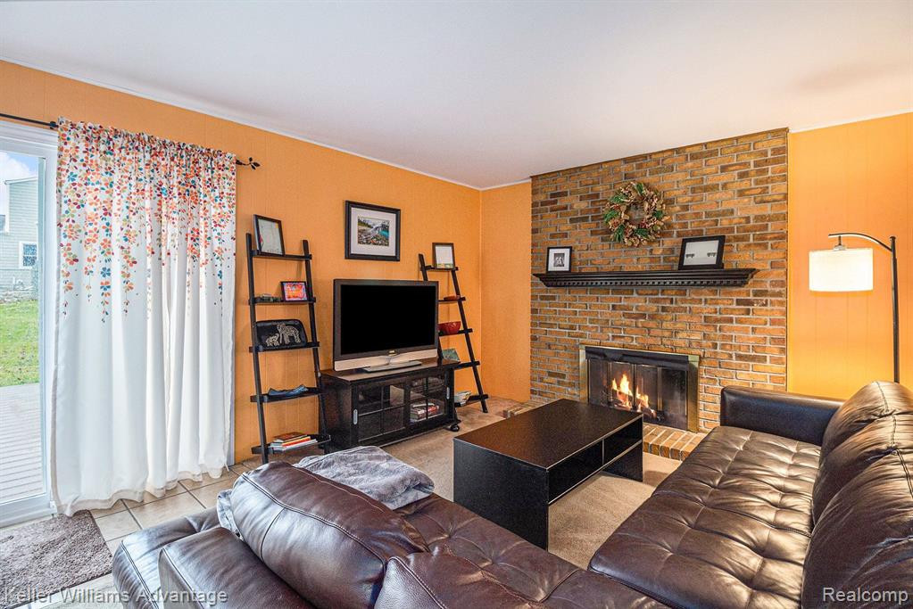 407 Winchester Street, South Lyon, MI 48178 — Photo 10