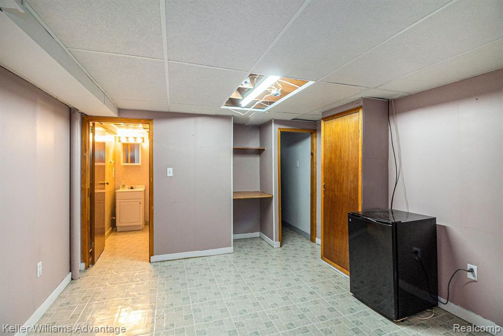 407 Winchester Street, South Lyon, MI 48178 — Photo 16