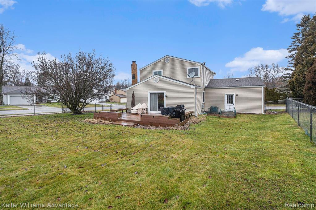 407 Winchester Street, South Lyon, MI 48178 — Photo 22