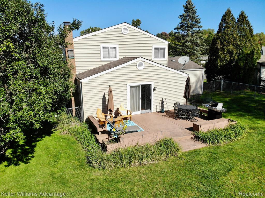 407 Winchester Street, South Lyon, MI 48178 — Photo 25