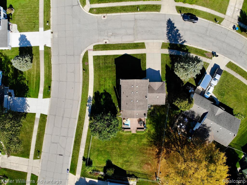 407 Winchester Street, South Lyon, MI 48178 — Photo 28