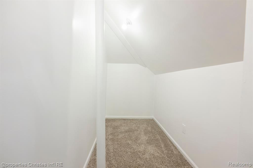 6241 HOLCOMB Street, Detroit, MI 48213 — Photo 26