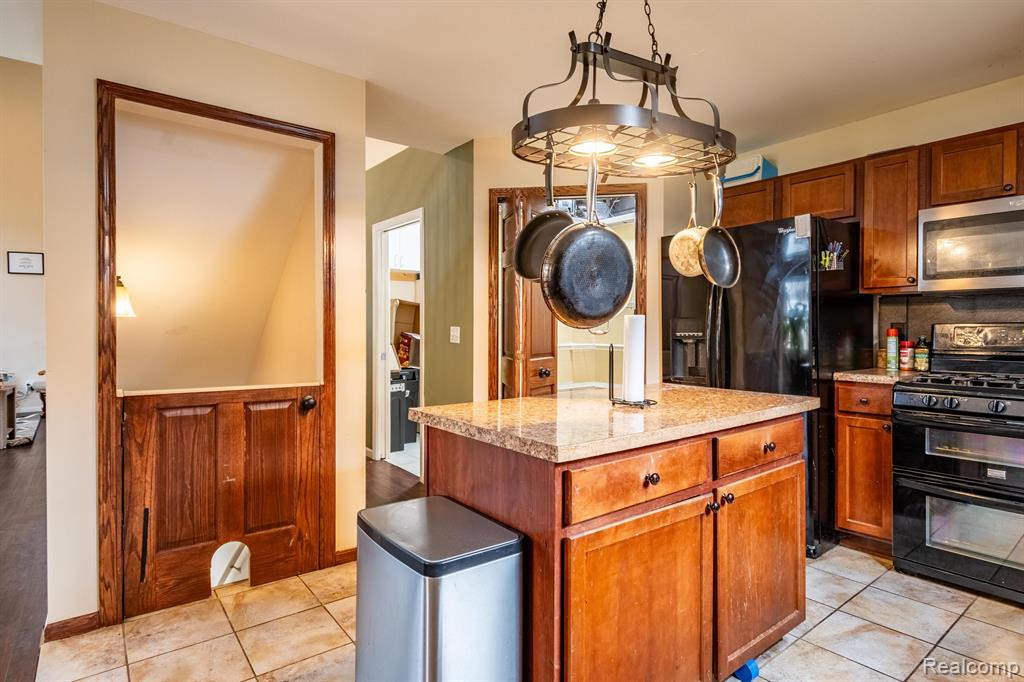 4569 HICKORY POINTE Boulevard, Ypsilanti, MI 48197 — Photo 10