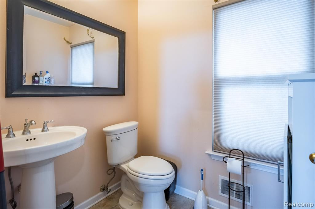 4569 HICKORY POINTE Boulevard, Ypsilanti, MI 48197 — Photo 16
