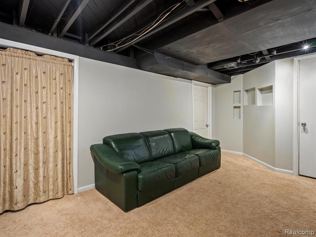 623 S ALEXANDER Avenue, Royal Oak, MI 48067 — Photo 18