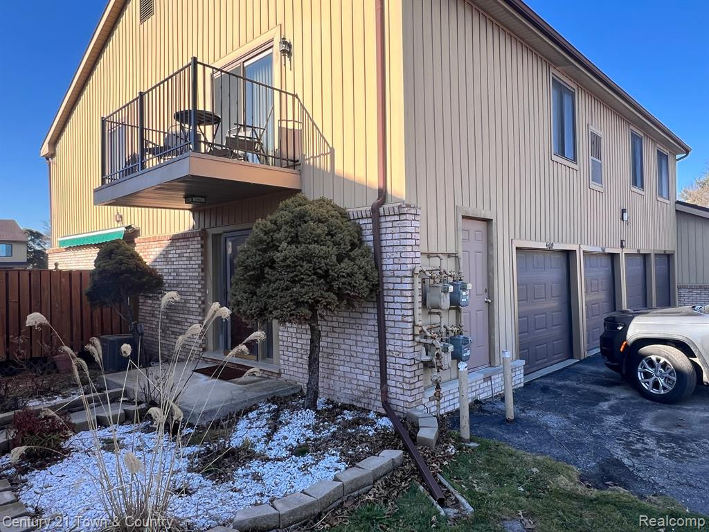 41609 BEDFORD Drive, Canton, MI 48187 — Photo 3