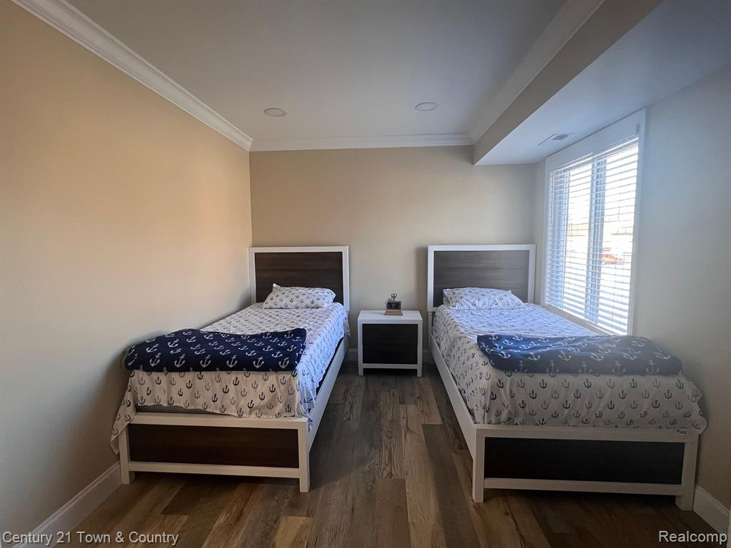 41609 BEDFORD Drive, Canton, MI 48187 — Photo 16