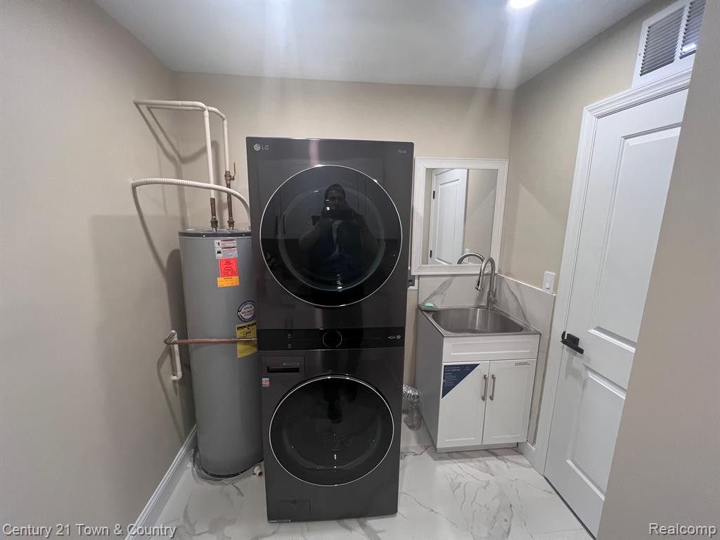 41609 BEDFORD Drive, Canton, MI 48187 — Photo 19
