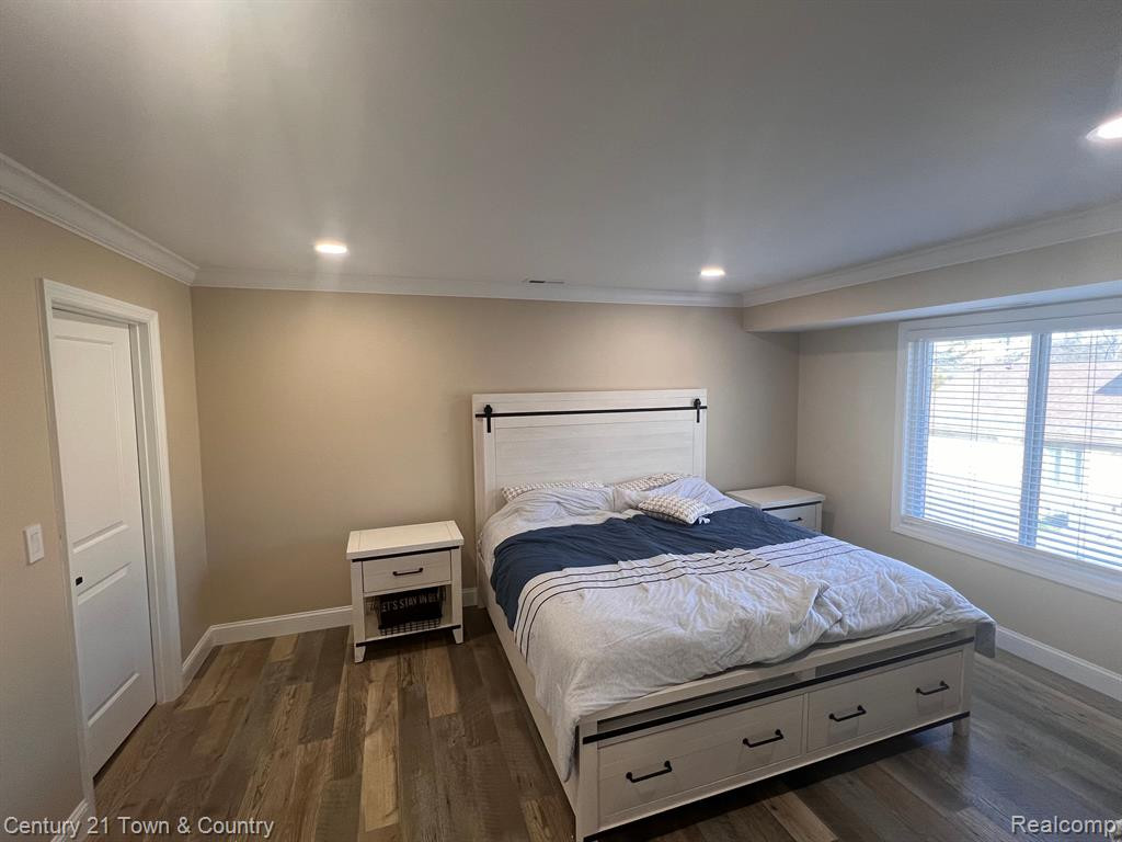 41609 BEDFORD Drive, Canton, MI 48187 — Photo 26