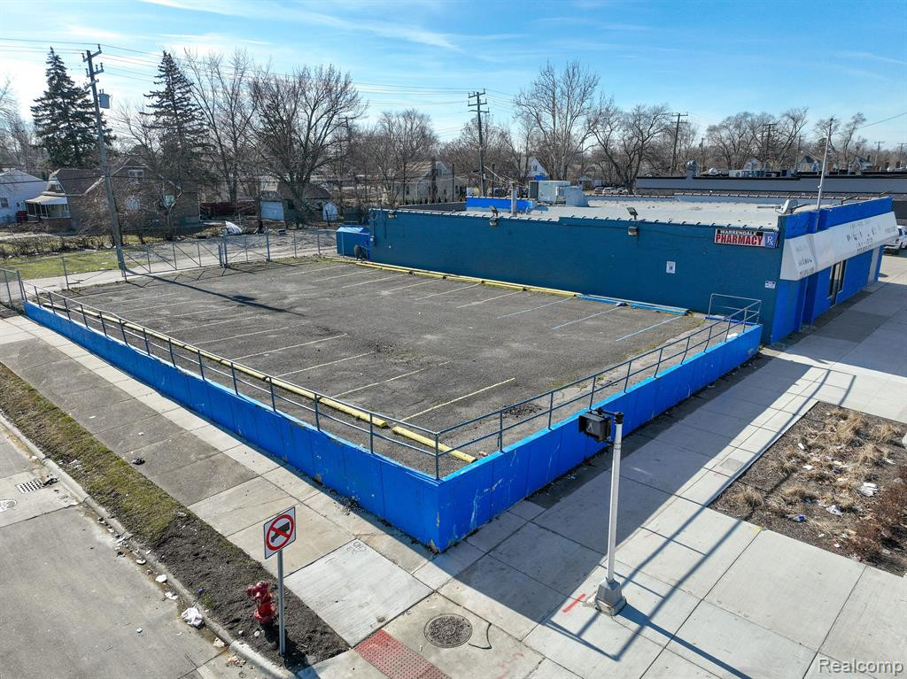 16921 W WARREN Avenue, Detroit, MI 48228 — Photo 3