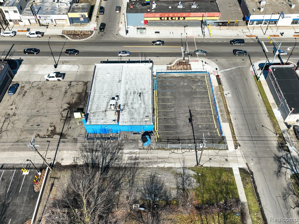 16921 W WARREN Avenue, Detroit, MI 48228 — Photo 10