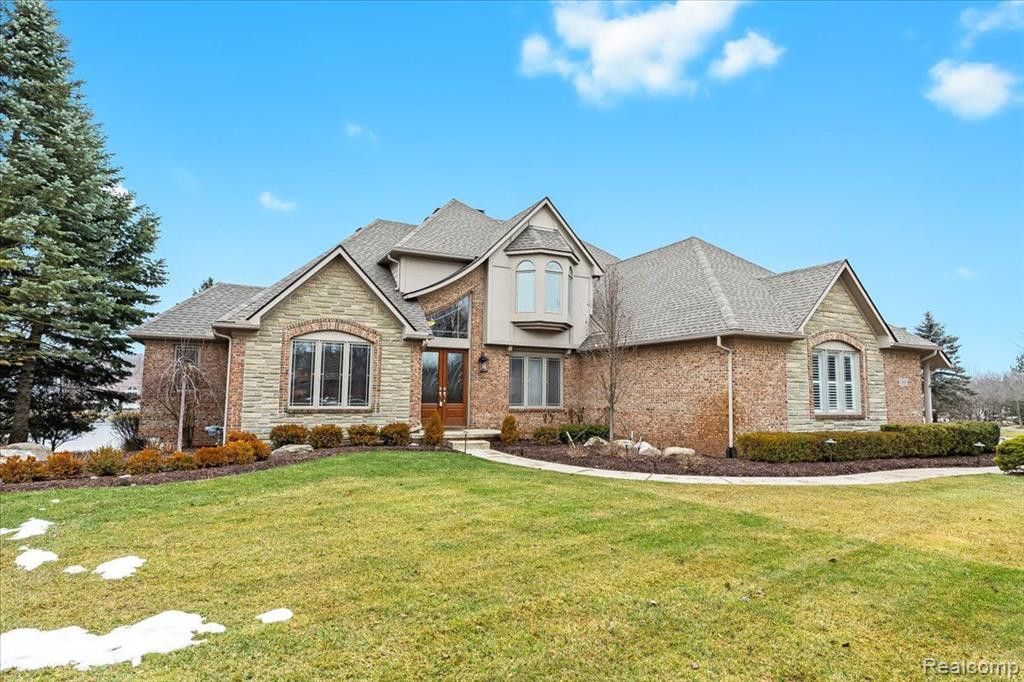 10800 LIGHTHOUSE PT., South Lyon, MI 48178 — Photo 2