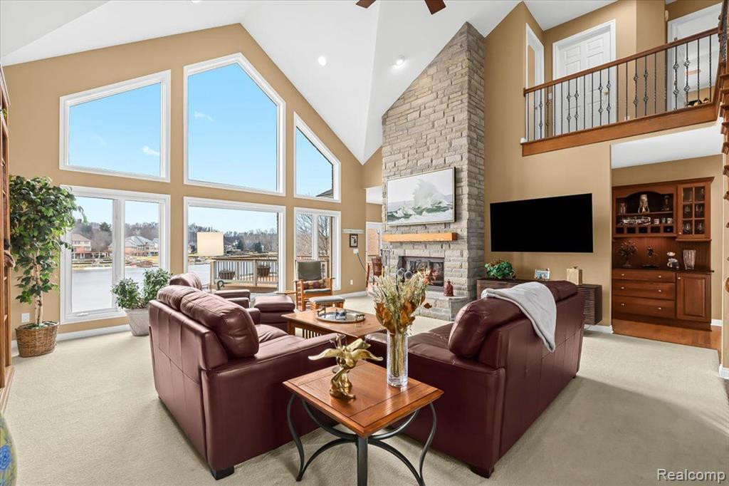 10800 LIGHTHOUSE PT., South Lyon, MI 48178 — Photo 11