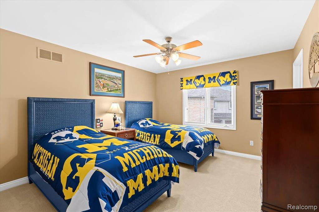 10800 LIGHTHOUSE PT., South Lyon, MI 48178 — Photo 33