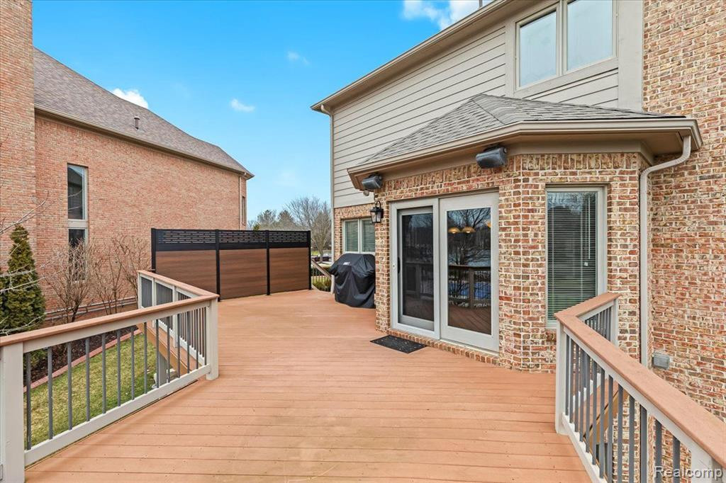 10800 LIGHTHOUSE PT., South Lyon, MI 48178 — Photo 45