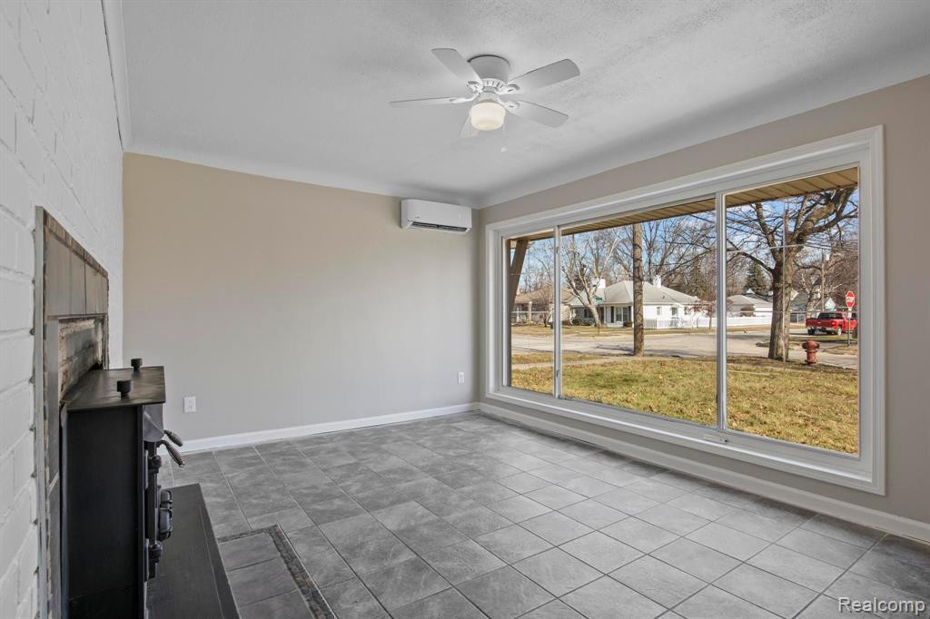 7331 DREXEL Street, Dearborn Heights, MI 48127 — Photo 7