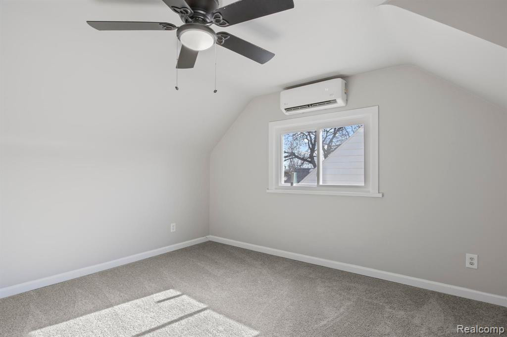 7331 DREXEL Street, Dearborn Heights, MI 48127 — Photo 16