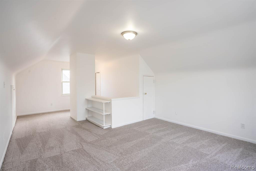 611 CLEVELAND Avenue, Lincoln Park, MI 48146 — Photo 17