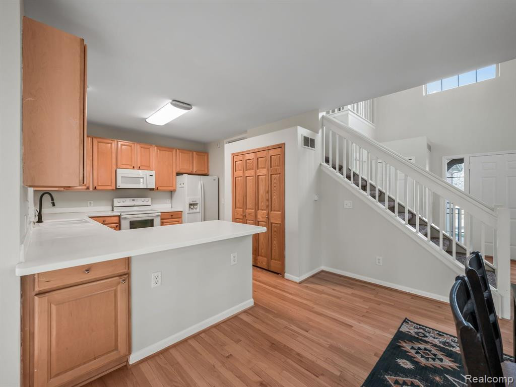 5731 VILLA FRANCE Avenue, Ann Arbor, MI 48103 — Photo 26