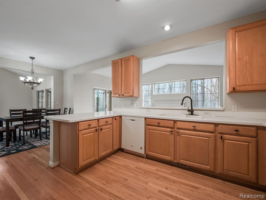 5731 VILLA FRANCE Avenue, Ann Arbor, MI 48103 — Photo 31