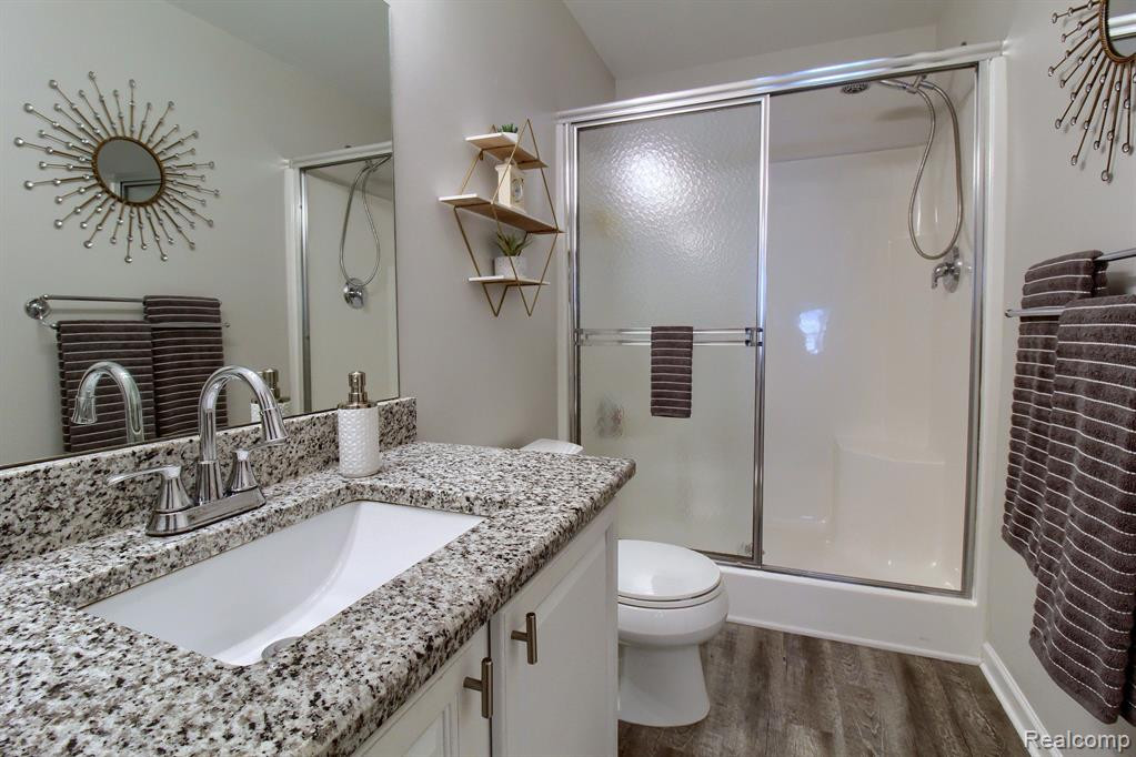 23714 ASHLEY Drive, Flat Rock, MI 48134 — Photo 18