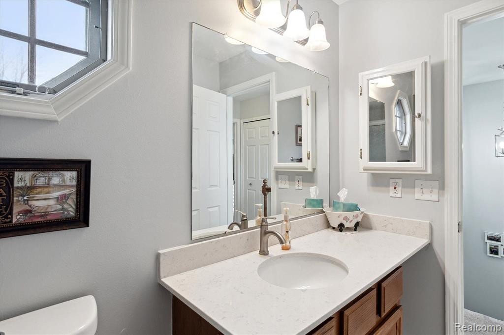 43675 CHRISTOPHER, Canton, MI 48188 — Photo 13