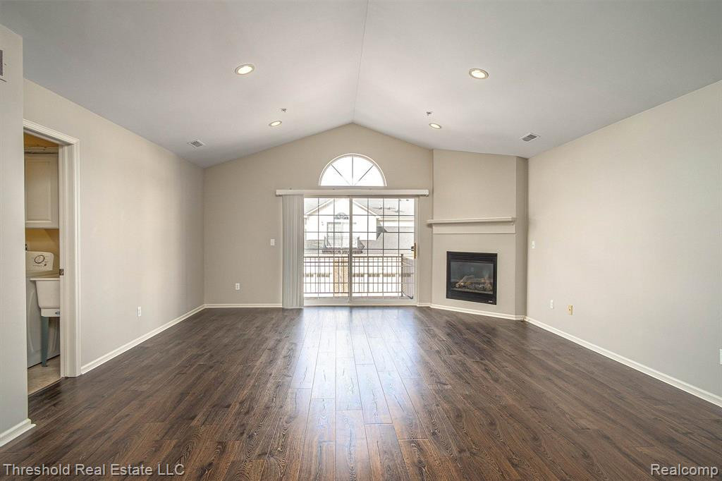 34202 EMMA Circle, Walled Lake, MI 48390 — Photo 7