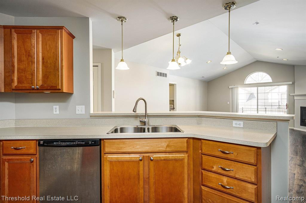 34202 EMMA Circle, Walled Lake, MI 48390 — Photo 13