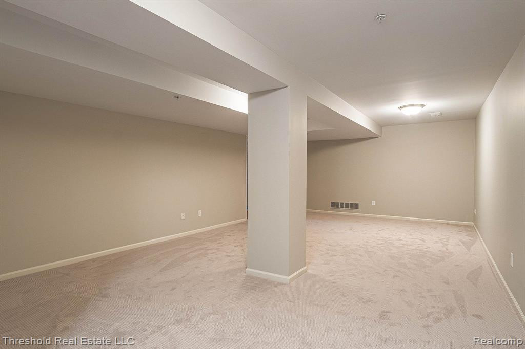 34202 EMMA Circle, Walled Lake, MI 48390 — Photo 26
