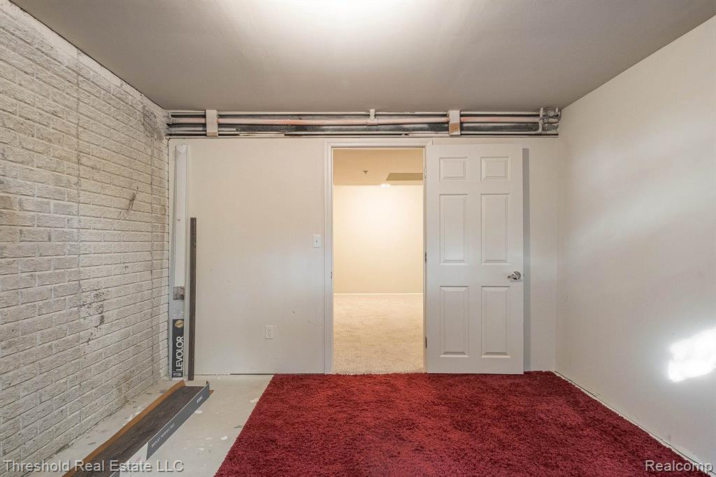 34202 EMMA Circle, Walled Lake, MI 48390 — Photo 28