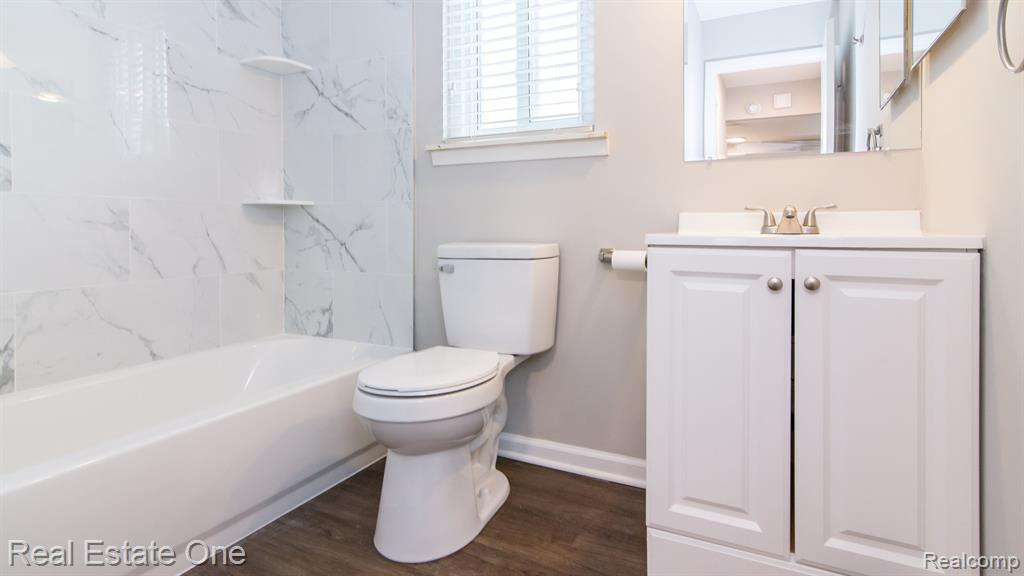 8050 COVENTRY Street, 147, Westland, MI — Photo 12