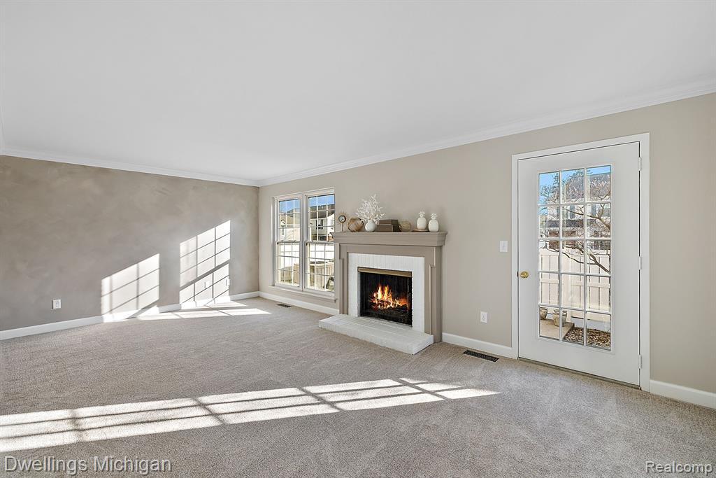 42194 ROSCOMMON Street, Northville, MI 48167 — Photo 3