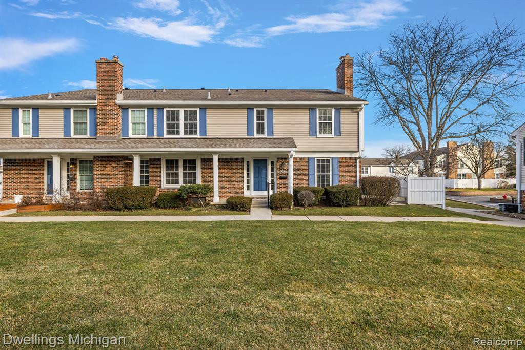 42194 ROSCOMMON Street, Northville, MI 48167 — Photo 39