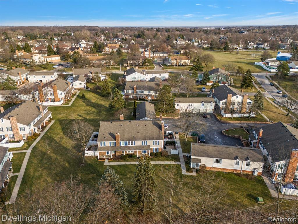 42194 ROSCOMMON Street, Northville, MI 48167 — Photo 48
