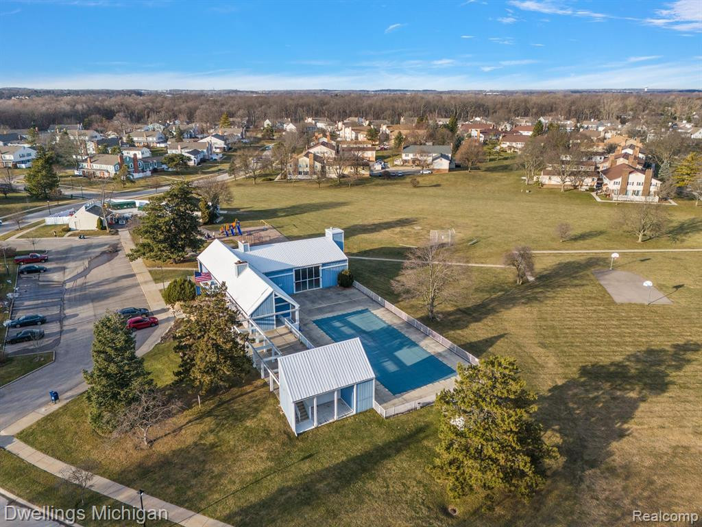 42194 ROSCOMMON Street, Northville, MI 48167 — Photo 54