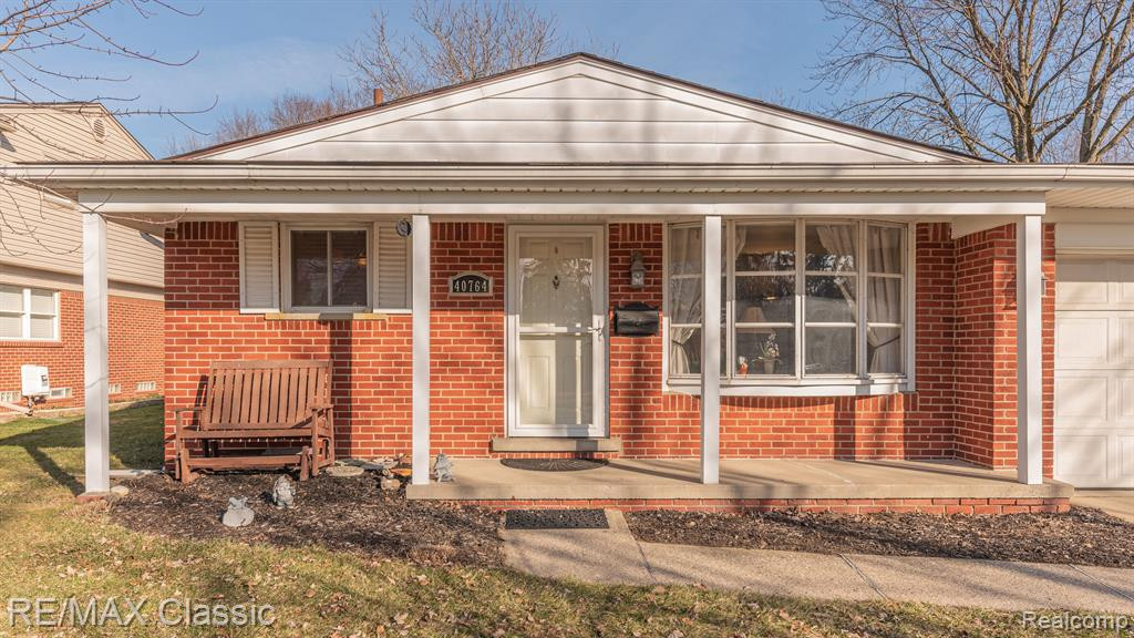 40764 CRABTREE Lane, Plymouth, MI 48170 — Photo 4