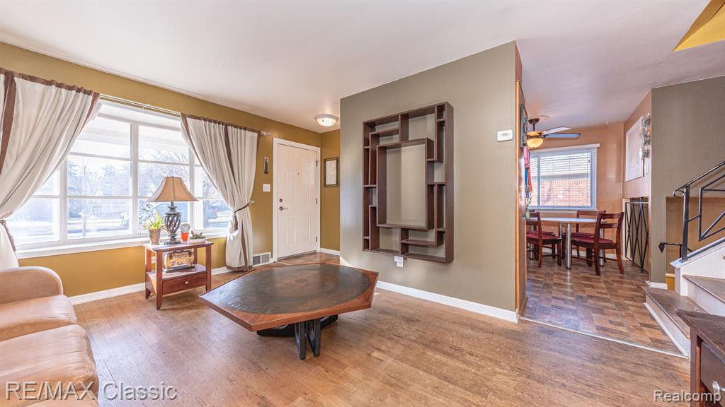 40764 CRABTREE Lane, Plymouth, MI 48170 — Photo 6