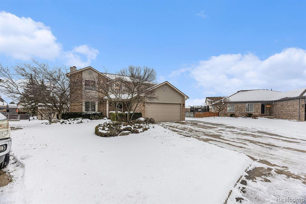 45937 DUKE Drive, Chesterfield, MI — Photo 10