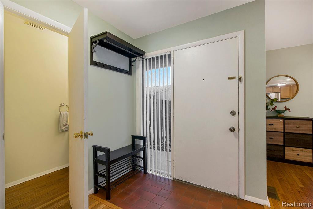 2606 Traver Boulevard, Ann Arbor, MI 48105 — Photo 3