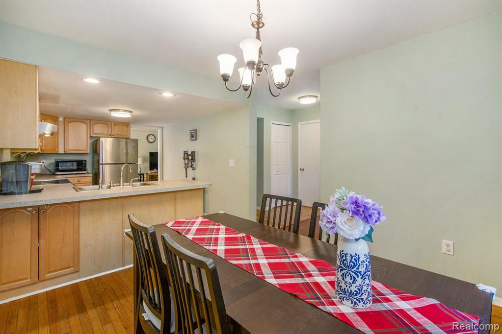 2606 Traver Boulevard, Ann Arbor, MI 48105 — Photo 18