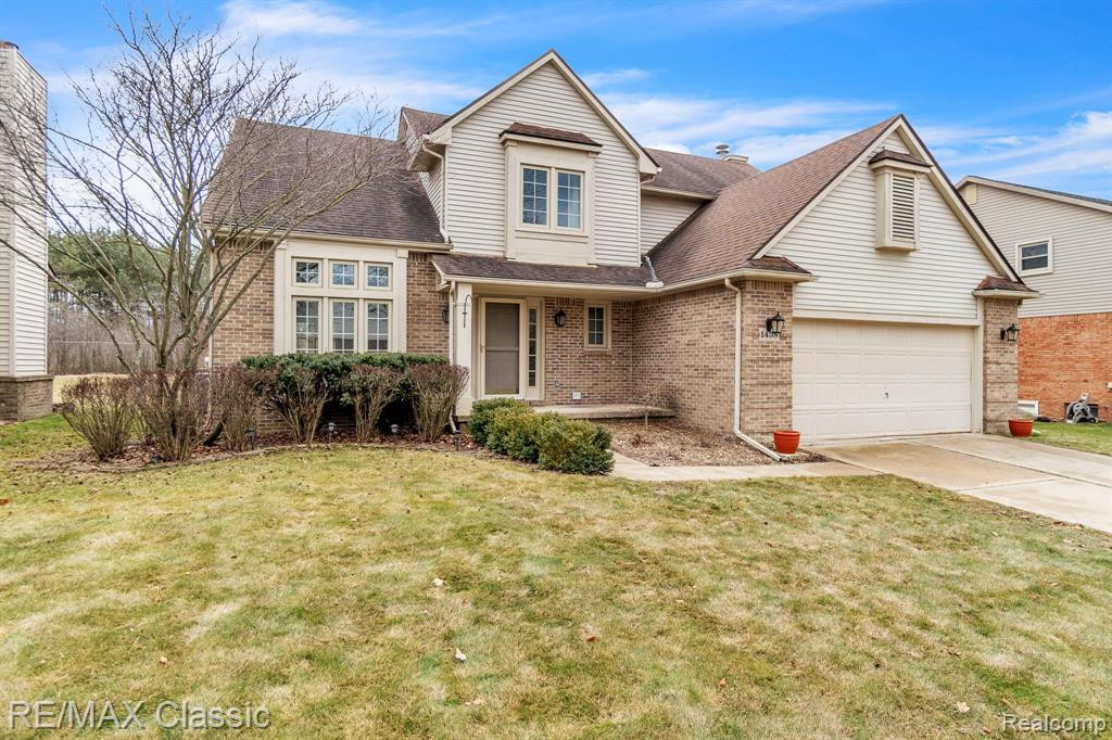1458 S HIDDEN CREEK Drive, Saline, MI 48176 — Photo 2