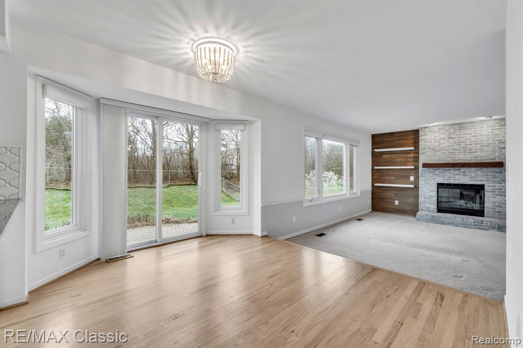 1458 S HIDDEN CREEK Drive, Saline, MI 48176 — Photo 19