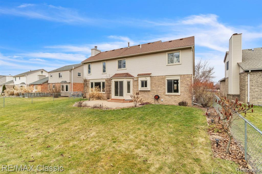 1458 S HIDDEN CREEK Drive, Saline, MI 48176 — Photo 50