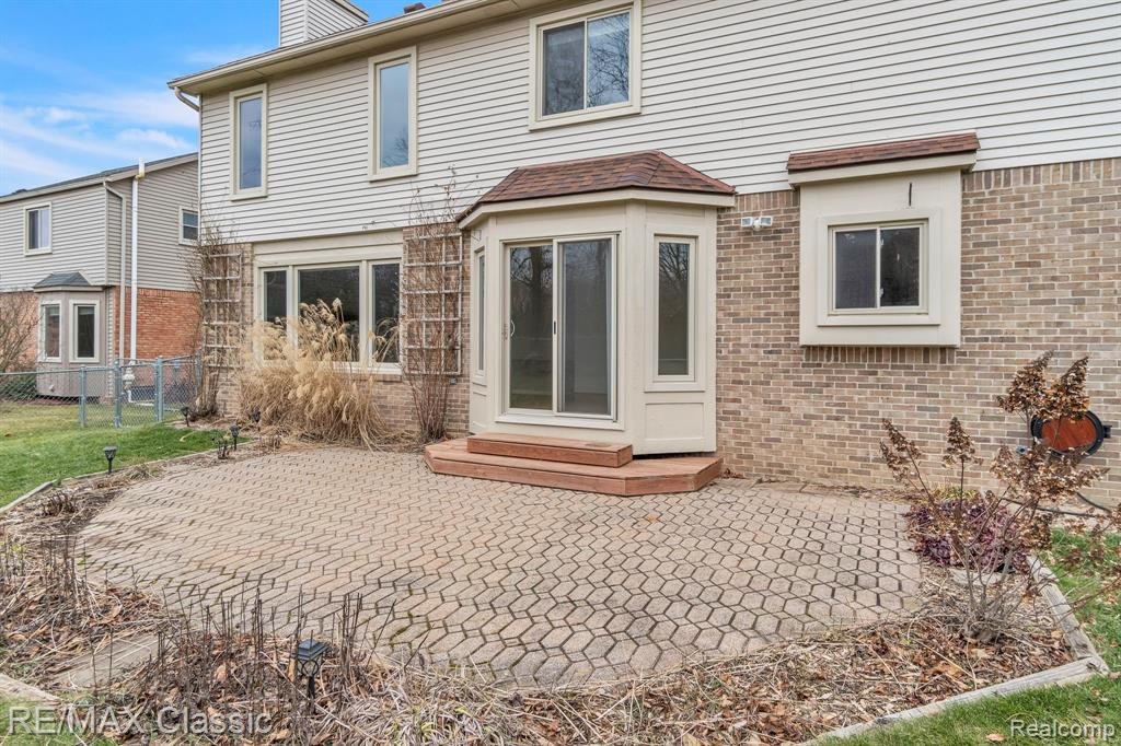 1458 S HIDDEN CREEK Drive, Saline, MI 48176 — Photo 51