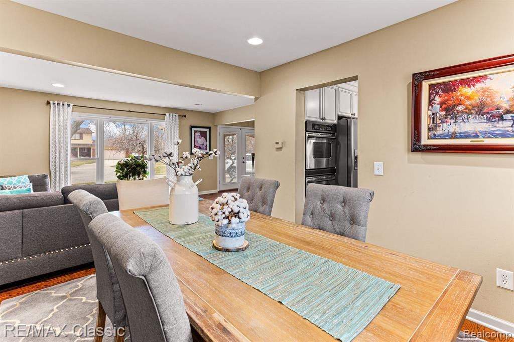 44296 Village, Canton, MI 48187 — Photo 5