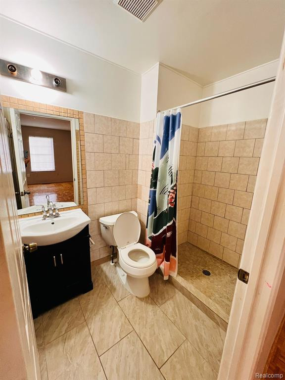 22236 CAPE COD Way, Farmington Hills, MI 48336 — Photo 20