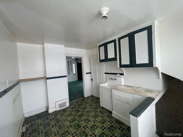 7401 MARCUS Street, Detroit, MI 48213 — Photo 24