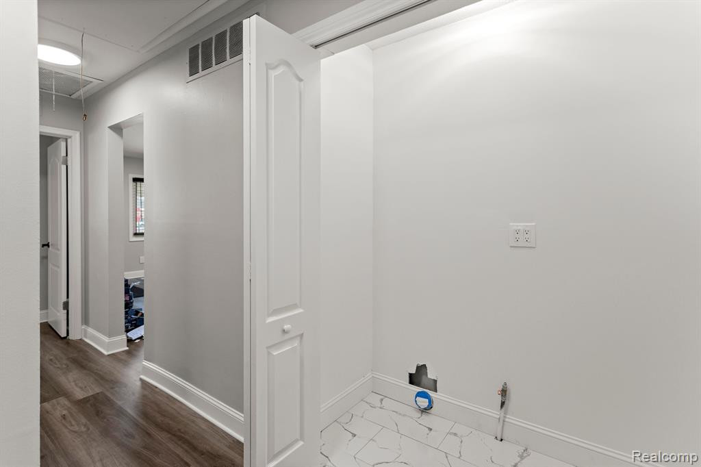 4103 DETROIT Street, Dearborn Heights, MI 48125 — Photo 23