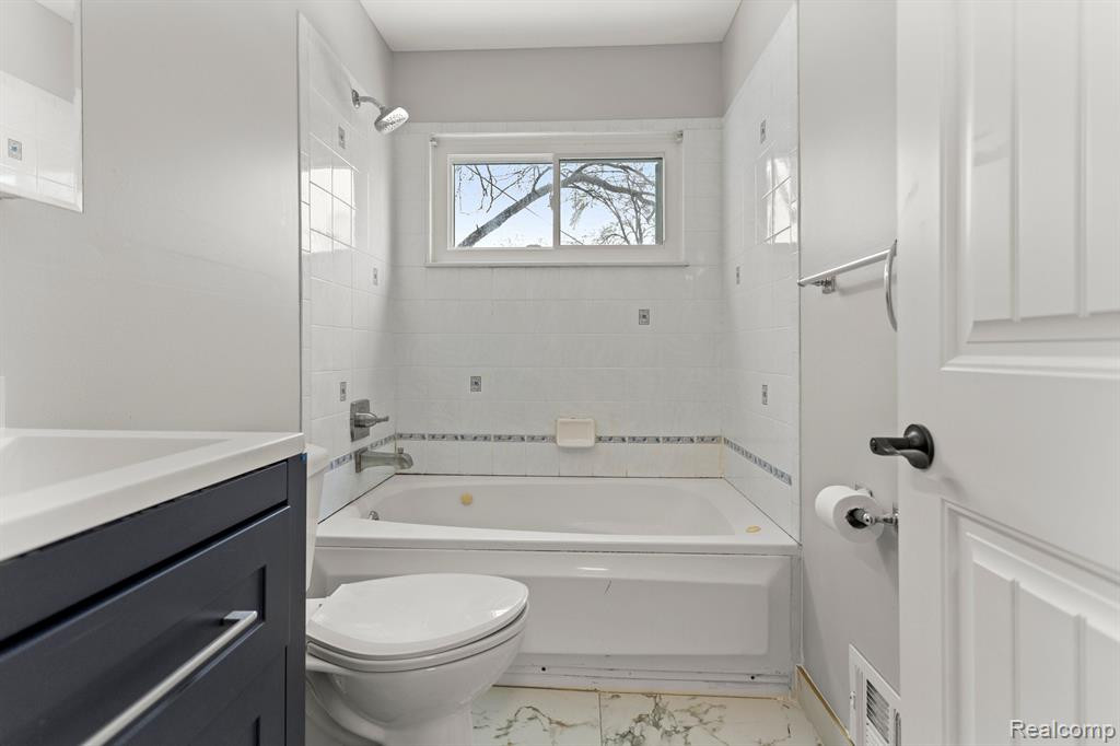 4103 DETROIT Street, Dearborn Heights, MI 48125 — Photo 27