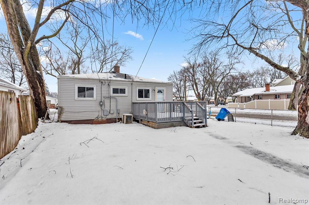 4103 DETROIT Street, Dearborn Heights, MI 48125 — Photo 31